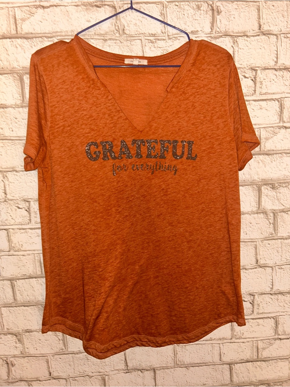 Maurices Orange V-Neck "Grateful for everything" Short Sleeve Tee